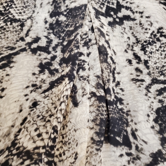 SNAKE print top - Picture 5 of 7